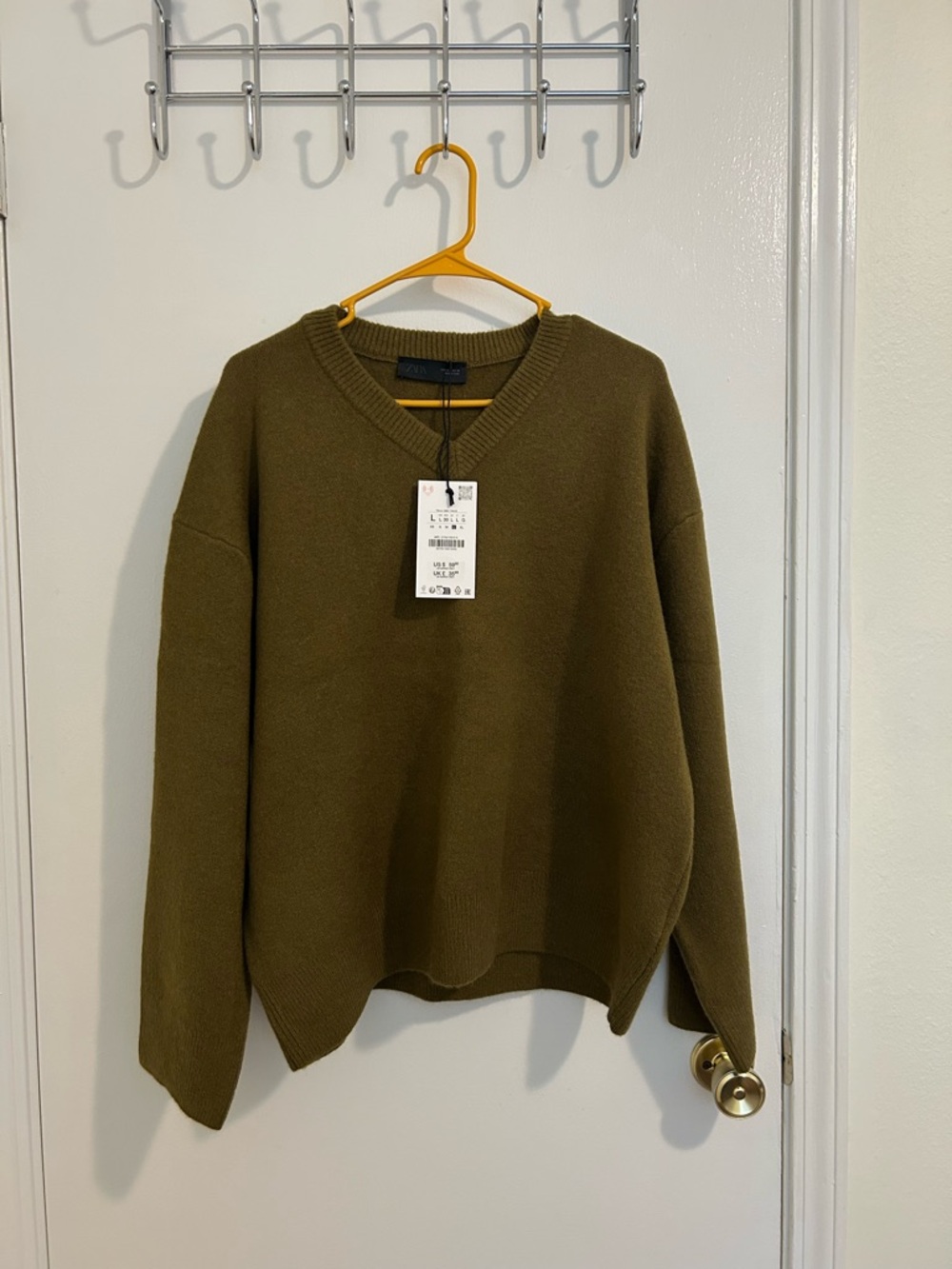 NWT Zara Olive V-Neck Relaxed Sweater size L